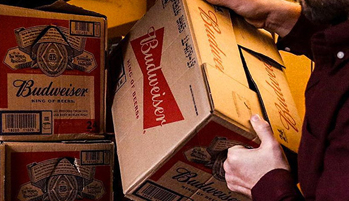 百威啤酒（Budweiser）啟用新VI設計和新包裝