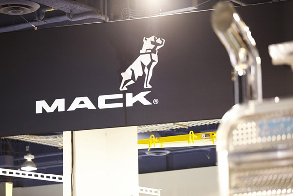 深圳VI設(shè)計(jì)分享之馬克卡車（Mack）品牌形象標(biāo)志